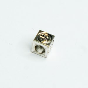 Charm small 32