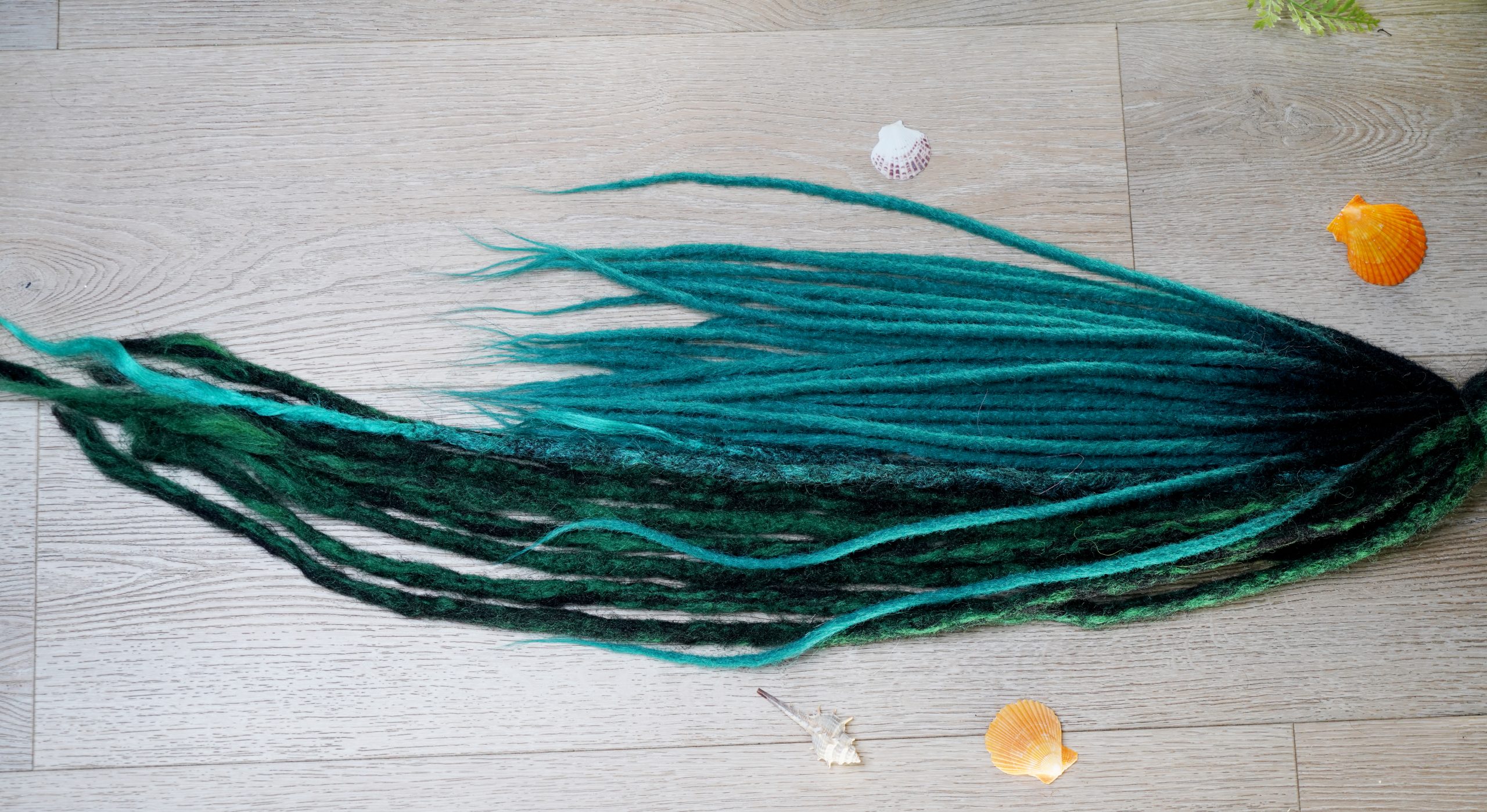 Dreadlocks Accents & Craze 19